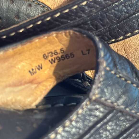 Born Leather Thong Flip Flop Slip-On Sandal Women’s Size 6 - Picture 4 of 6